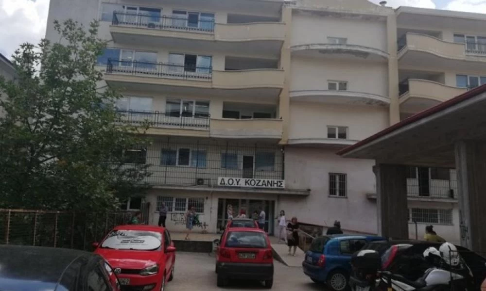 Επίθεση με τσεκούρι: Κρίσιμη η κατάσταση των δύο τραυματιών